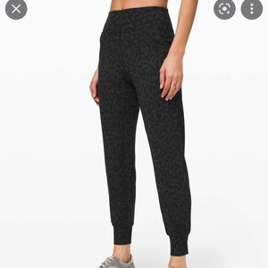 NWT Lululemon Align Jogger in Black / Dark Grey Cheetah Print